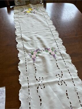 Hand-Embroidered White Table Runner with Purple & Yellow Floral Accents